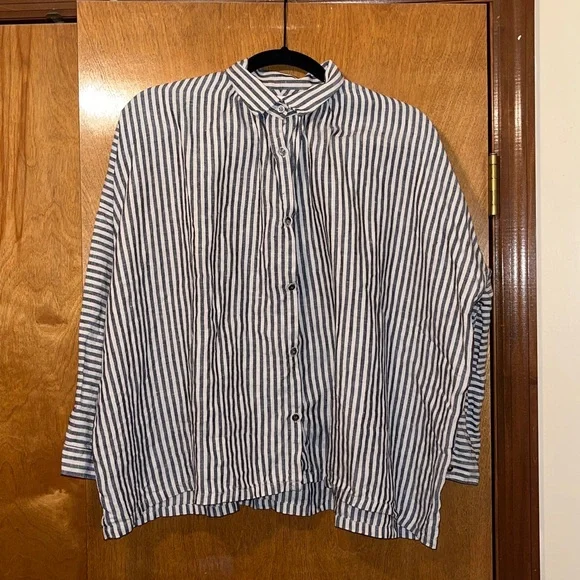 Ichi Antiquités | Linen Button-Down Shirt - Picture 2 of 9